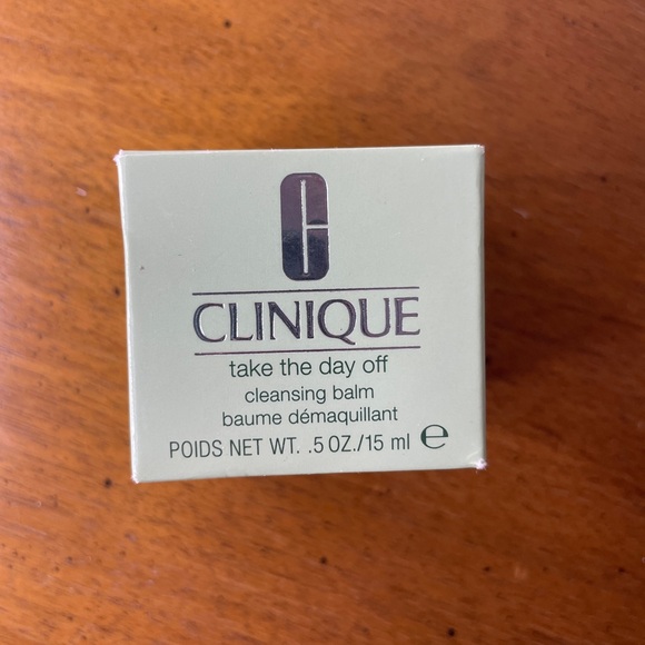 NWT; Clinique Skincare Set - Cream, Purple, and White - Picture 3 of 4